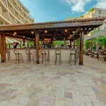 ホテル Mena Palace