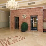 ホテル Mena Palace