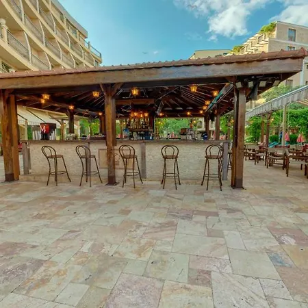 Hotel Mena Palace -
