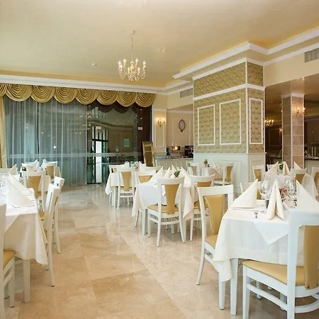 Hotel Mena Palace - 4*