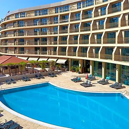 Mena Palace ساني بيتش