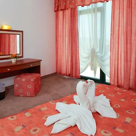 Hotel Mena Palace
