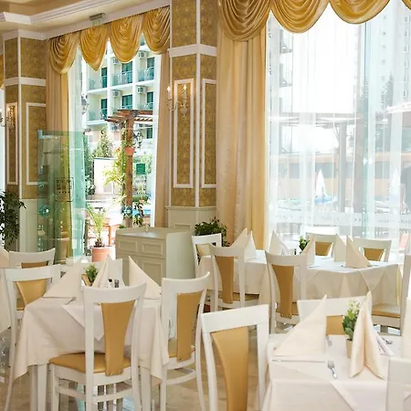 Mena Palace -