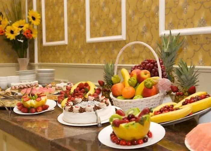 Mena Palace Sluneční pobřeží